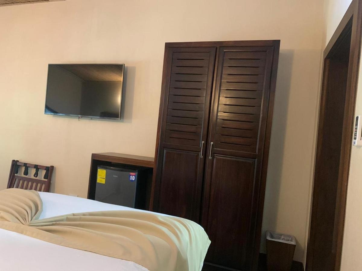 Hotel Poza Blanca Lodge San Mateo Eksteriør bilde