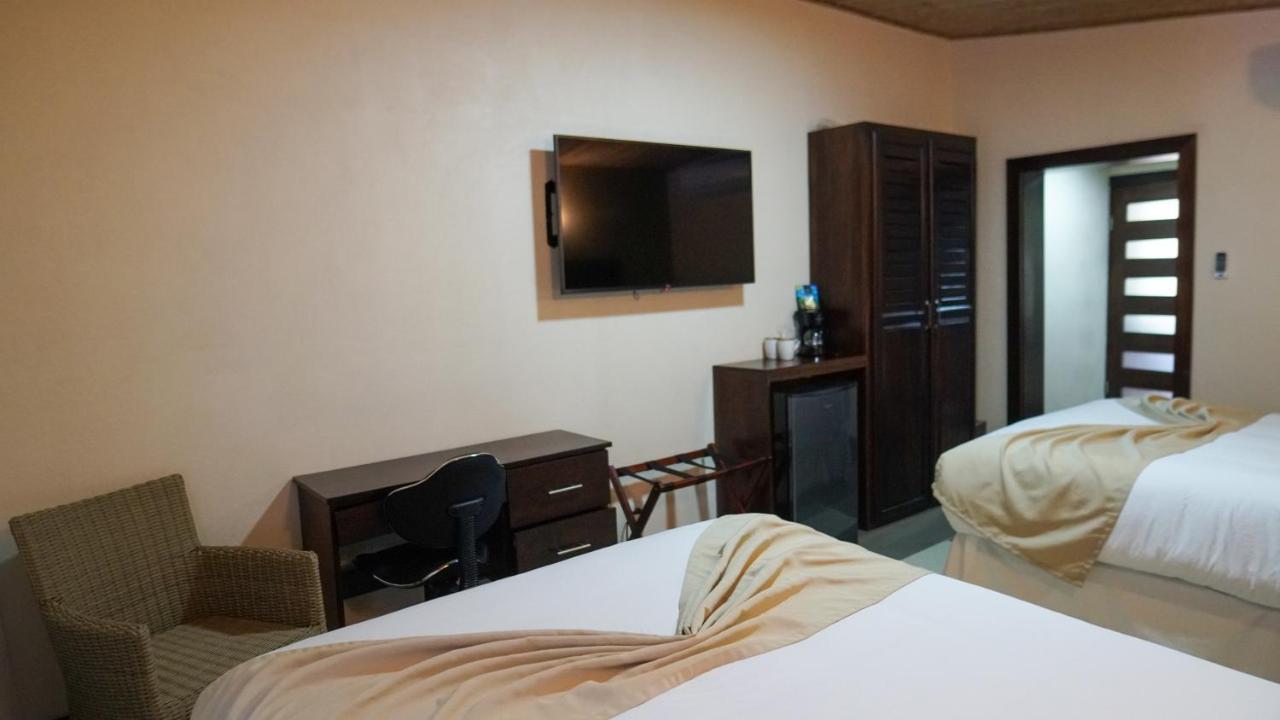 Hotel Poza Blanca Lodge San Mateo Eksteriør bilde