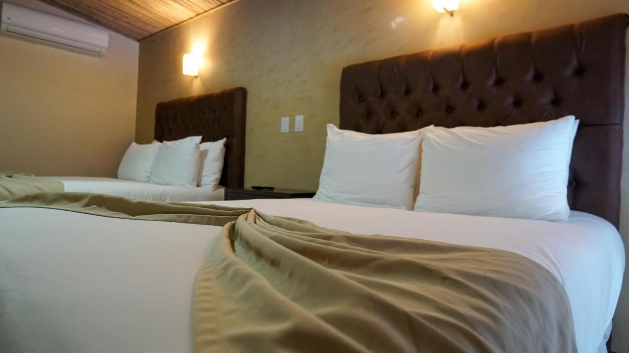Hotel Poza Blanca Lodge San Mateo Eksteriør bilde