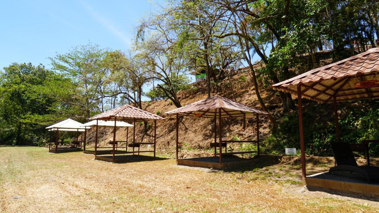 Hotel Poza Blanca Lodge San Mateo Eksteriør bilde