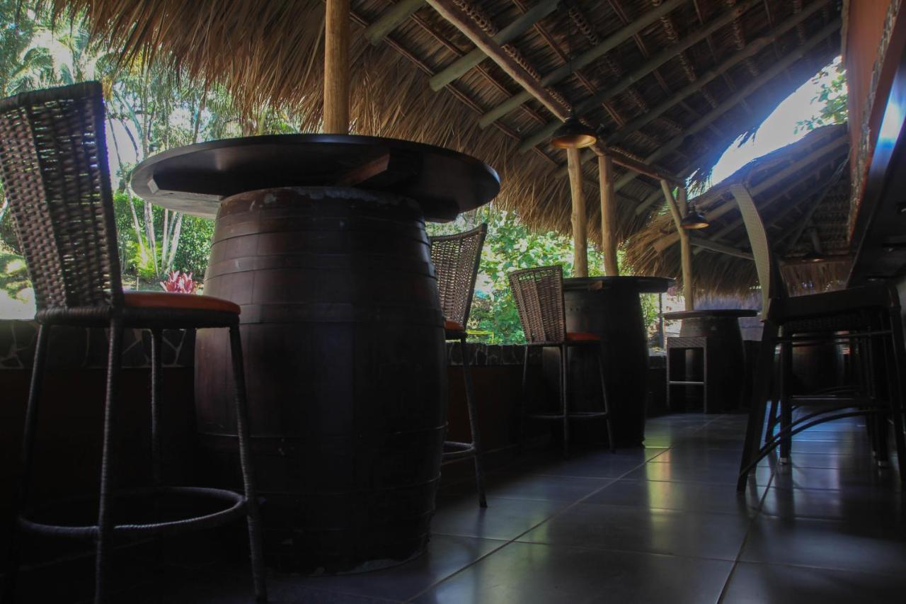 Hotel Poza Blanca Lodge San Mateo Eksteriør bilde