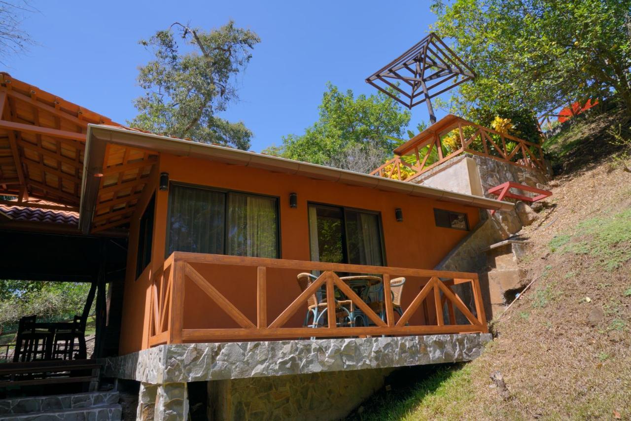 Hotel Poza Blanca Lodge San Mateo Eksteriør bilde